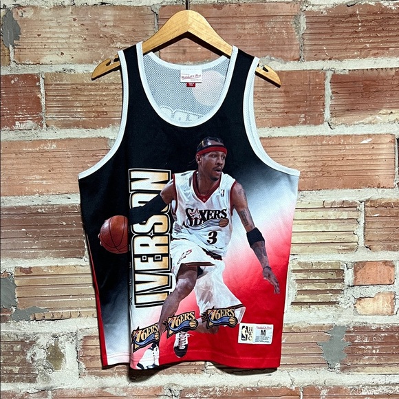 Mitchell and Ness Allen Iverson Jersey Size Medium - Picture 1 of 4